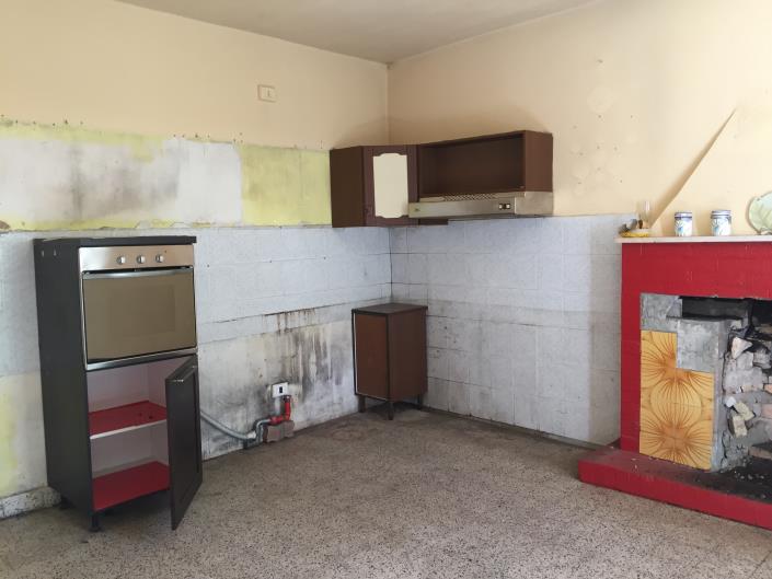 Image No.8-2 Bed Farmhouse for sale