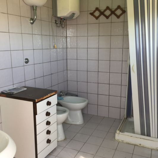 Image No.16-2 Bed Farmhouse for sale