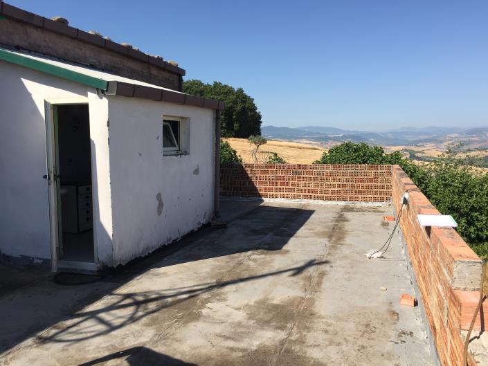 Image No.17-2 Bed Farmhouse for sale