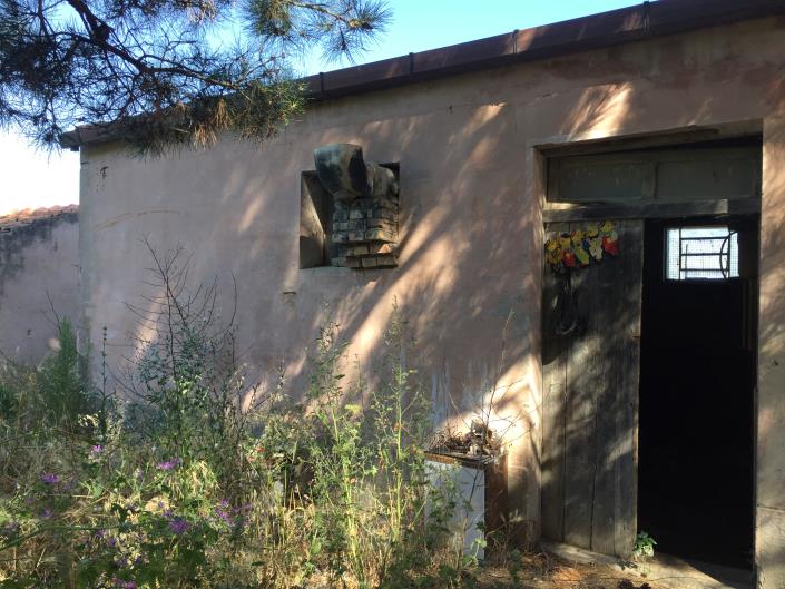 Image No.20-2 Bed Farmhouse for sale