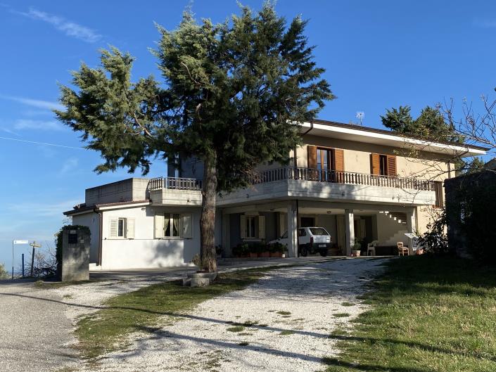 Image No.1-Maison / Villa de 3 chambres à vendre à Casoli