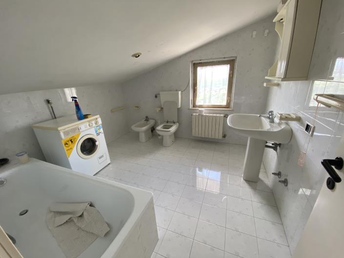 Image No.21-5 Bed Villa / Detached for sale