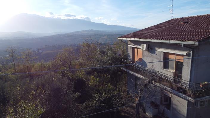 Image No.46-5 Bed Villa / Detached for sale