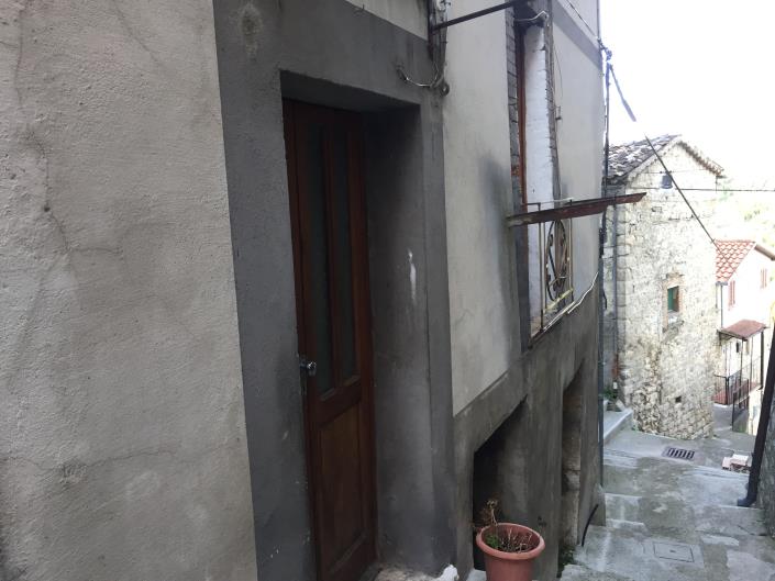 Image No.4-1 Bed Village House for sale