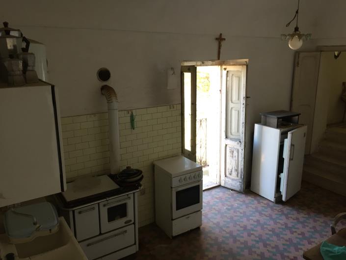 Image No.16-3 Bed Property for sale