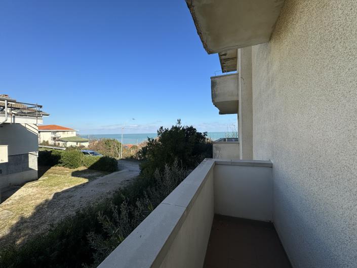 Image No.24-2 Bed Apartment for sale