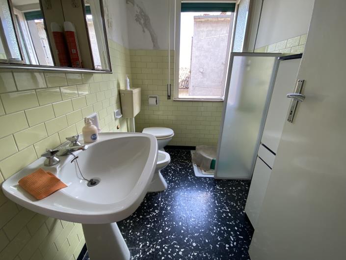 Image No.19-2 Bed House for sale