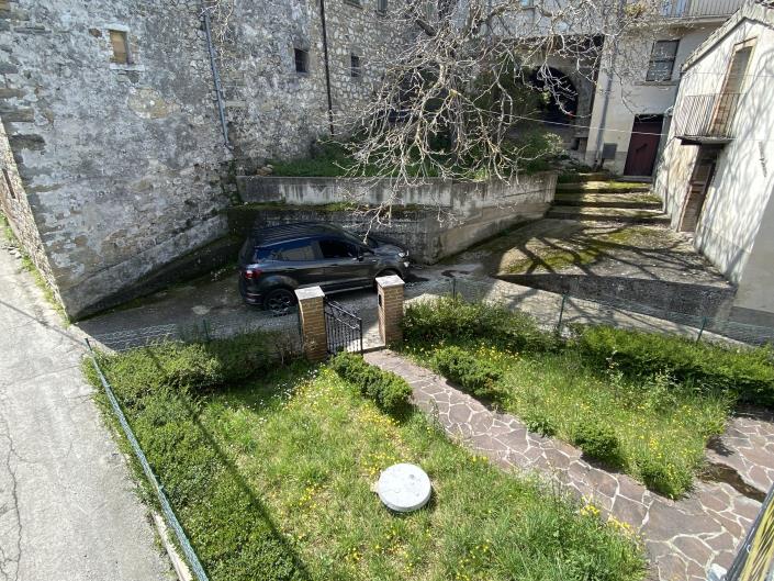 Image No.36-2 Bed House for sale