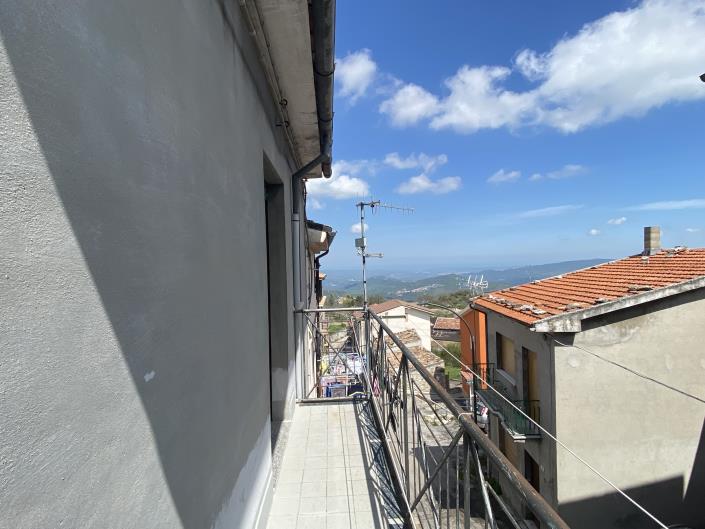 Image No.15-2 Bed House for sale