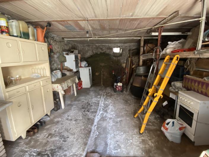 Image No.23-2 Bed House for sale