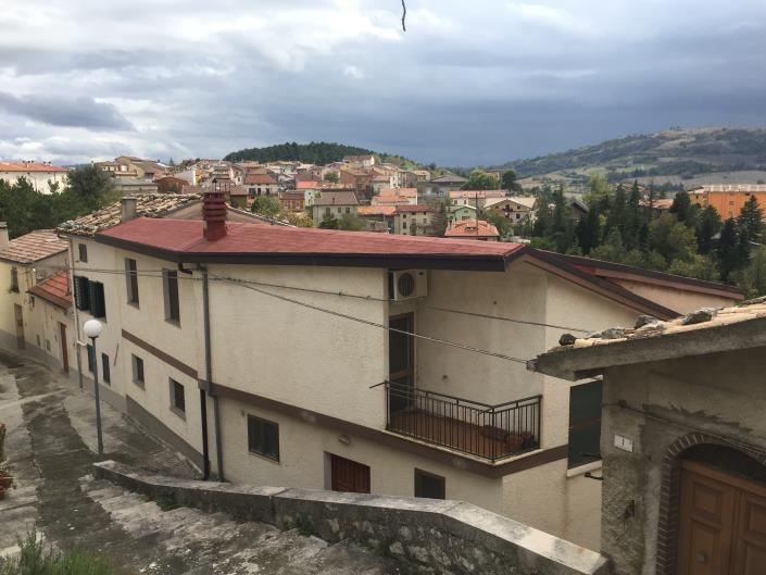 Image No.2-Maison de ville de 4 chambres à vendre à Torricella Peligna