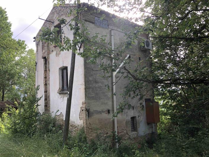 Image No.44-1 Bed Farmhouse for sale