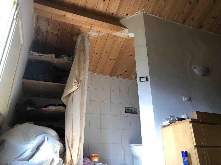 Image No.25-1 Bed Farmhouse for sale