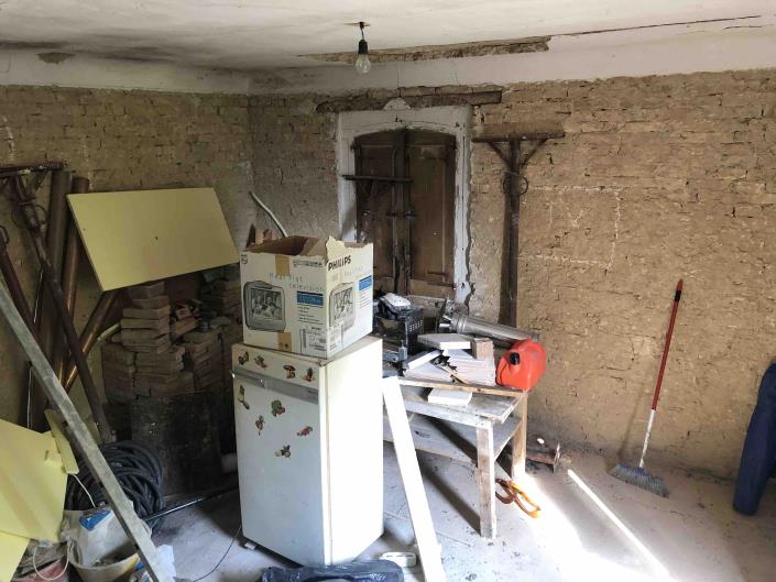 Image No.22-1 Bed Farmhouse for sale