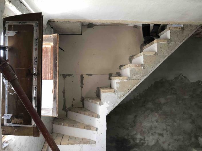 Image No.17-1 Bed Farmhouse for sale