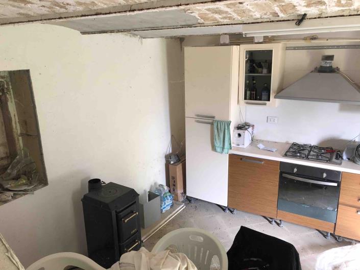 Image No.12-1 Bed Farmhouse for sale