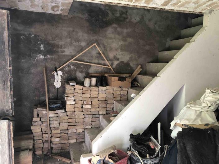 Image No.53-1 Bed Farmhouse for sale