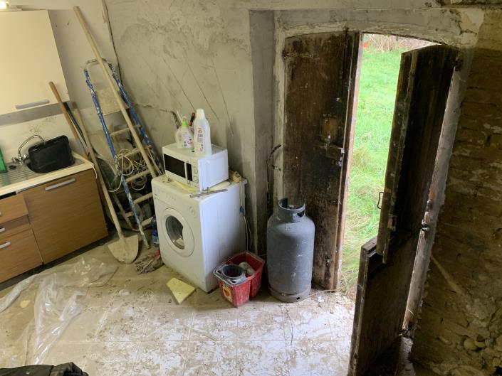 Image No.56-1 Bed Farmhouse for sale