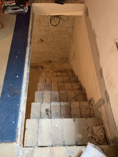 Image No.34-1 Bed Farmhouse for sale