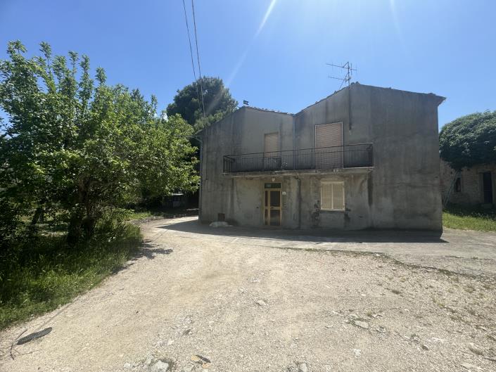 Image No.31-4 Bed House for sale