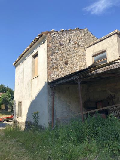 Image No.1-4 Bed House for sale