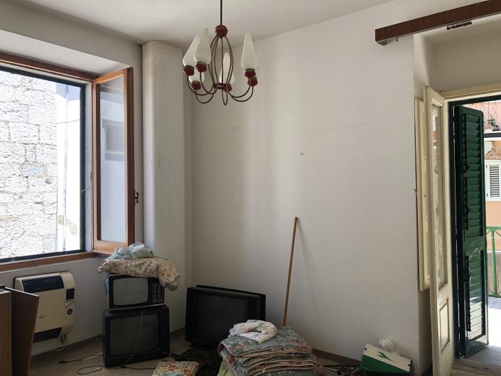 Image No.29-House for sale