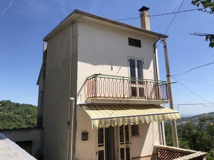 Image No.50-3 Bed Village House for sale