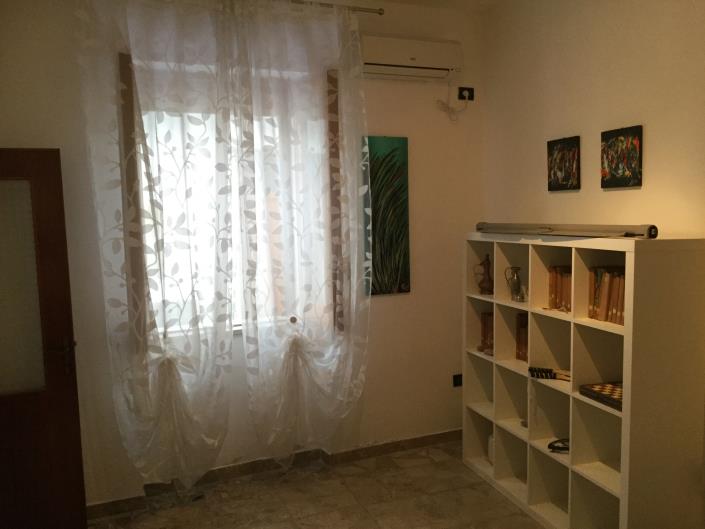 Image No.10-3 Bed Townhouse for sale