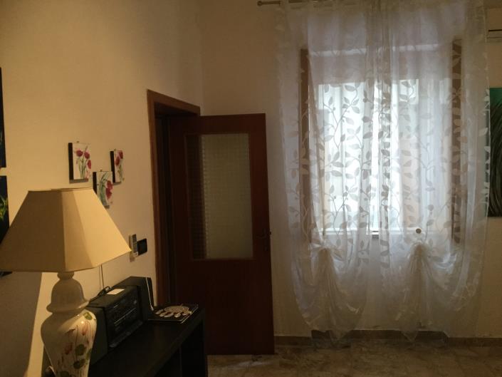 Image No.11-3 Bed Townhouse for sale