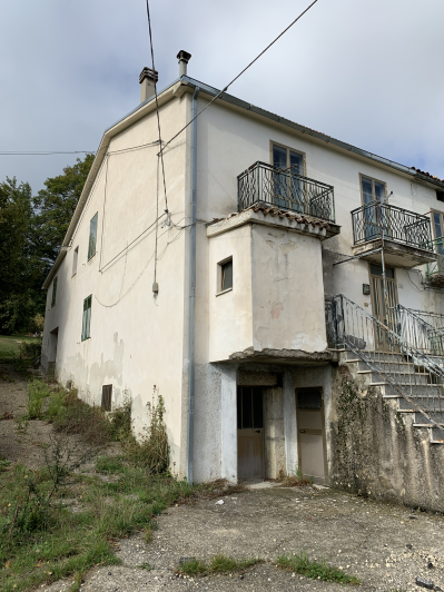 Image No.33-4 Bed Village House for sale