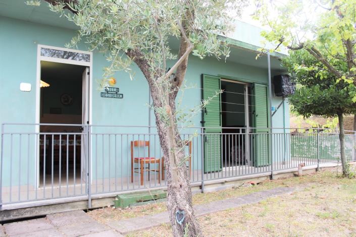 Image No.2-Villa / Détaché de 1 chambre à vendre à Lanciano