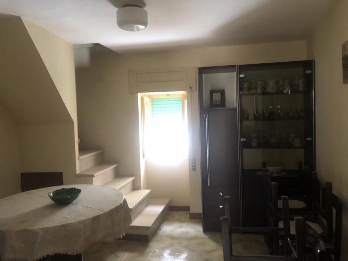 Image No.14-2 Bed Townhouse for sale