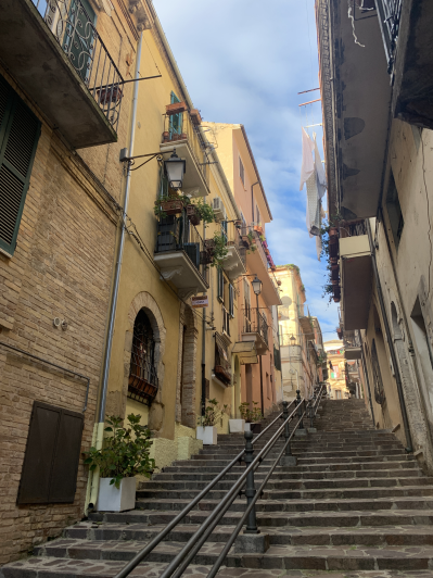 Image No.54-3 Bed Townhouse for sale