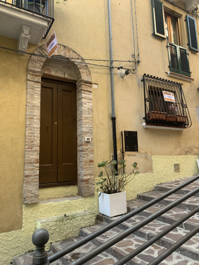 Image No.4-3 Bed Townhouse for sale