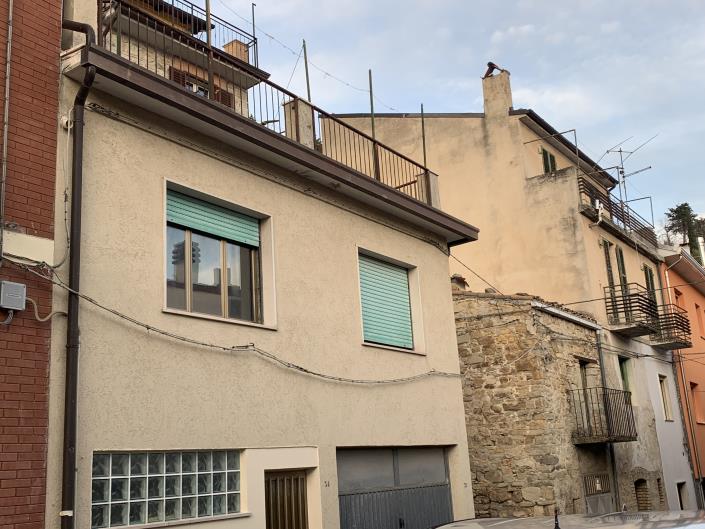Image No.1-1 Bed Townhouse for sale