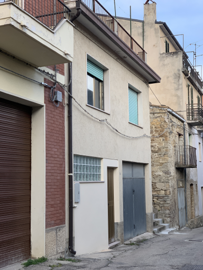 Image No.15-1 Bed Townhouse for sale