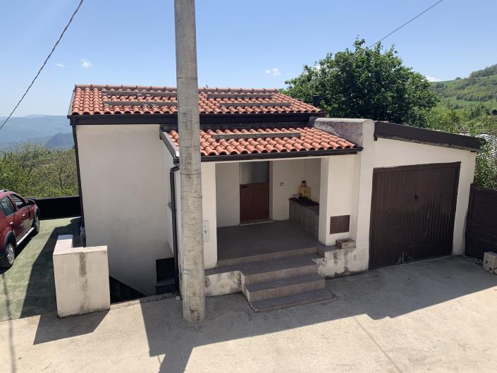 Image No.19-4 Bed Country Property for sale