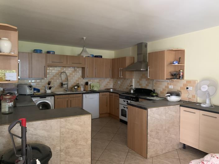 Image No.7-4 Bed Country Property for sale