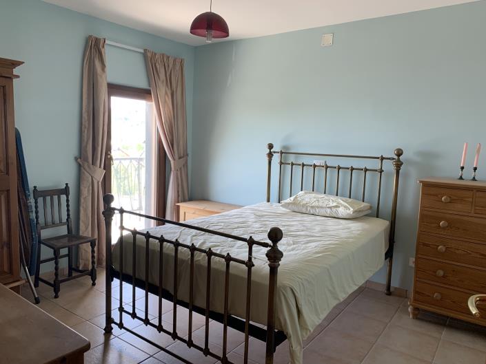 Image No.10-4 Bed Country Property for sale