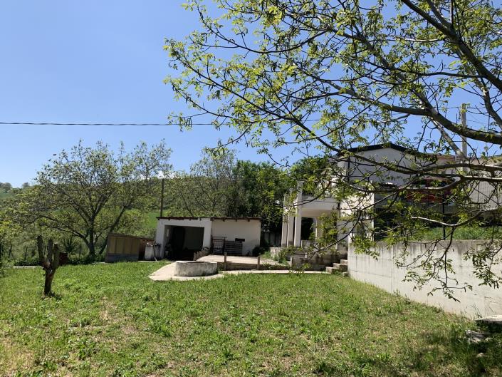 Image No.4-4 Bed Country Property for sale