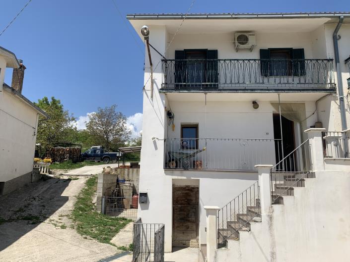 Image No.42-4 Bed Country Property for sale