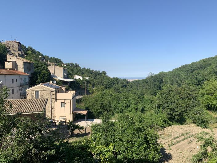 Image No.25-4 Bed Townhouse for sale