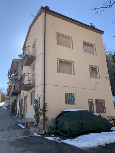 Image No.3-4 Bed Townhouse for sale