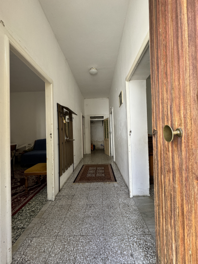 Image No.17-1 Bed Townhouse for sale