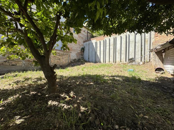 Image No.22-1 Bed Townhouse for sale