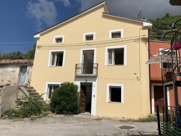 1 - Altino, Village House