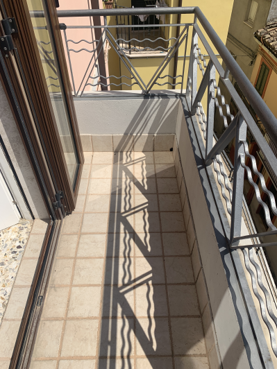 Image No.39-2 Bed Townhouse for sale