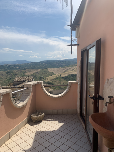 Image No.54-2 Bed Townhouse for sale