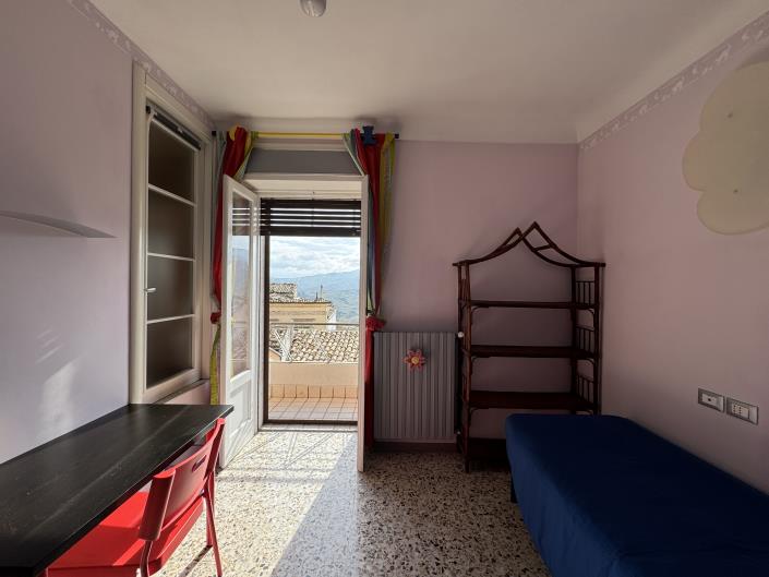 Image No.19-2 Bed Townhouse for sale