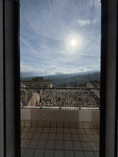 Image No.21-2 Bed Townhouse for sale